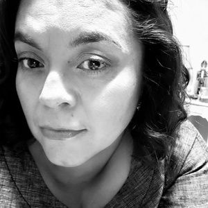 Meet your Posher, Leticia